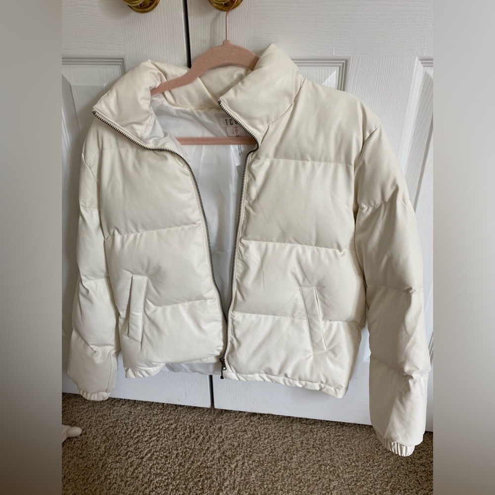 White puffer jacket